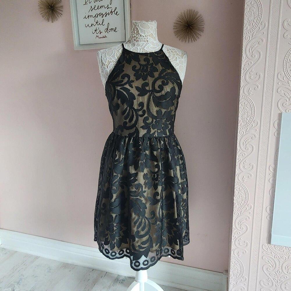 LKNW Aqua Womens M Black Lace Party Dress Spaghetti Straps Halter Formal
